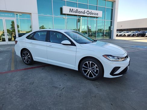 New 2026 Volkswagen Jetta Sport image 8