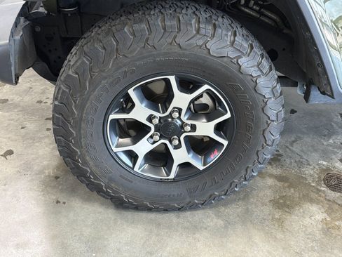 Used 2021 Jeep Wrangler Unlimited Rubicon AWD/4WD image 5