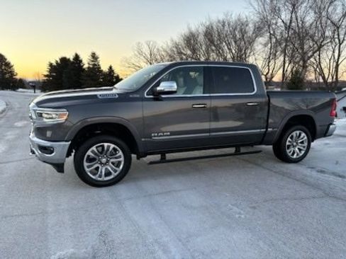 Used 2022 RAM 1500 Limited image 14