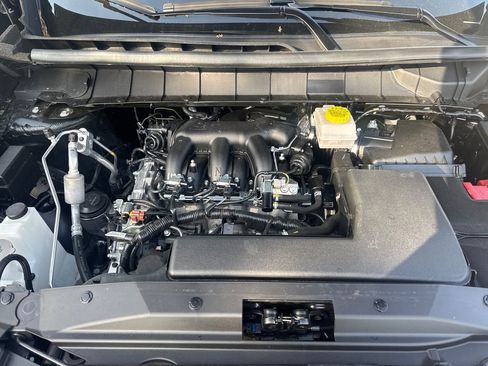 Used 2025 Nissan Pathfinder Platinum w/ Cargo Package image 24