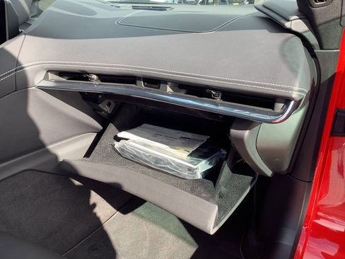 Used 2020 Chevrolet Corvette Stingray Coupe w/ Z51 Performance Package image 29