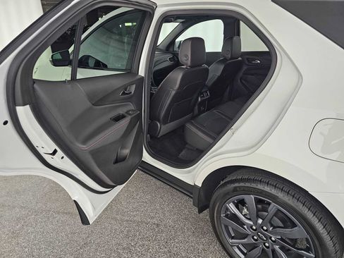Used 2024 Chevrolet Equinox RS w/ RS Leather Package FWD image 16
