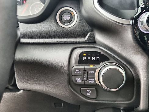 New 2026 RAM 1500 Big Horn AWD/4WD image 13