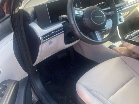 Certified 2025 Hyundai Tucson SEL AWD/4WD image 5