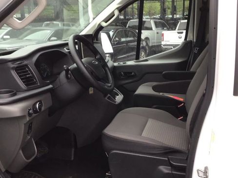 Used 2024 Ford Transit 350 XLT RWD image 8