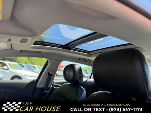 Used 2011 Buick LaCrosse CXS w/ Driver Confidence Package FWD image 11
