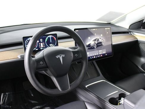 Used 2022 Tesla Model 3 image 8