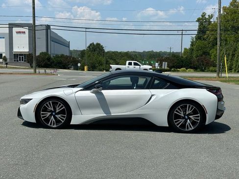 Used 2015 BMW i8 AWD/4WD image 3