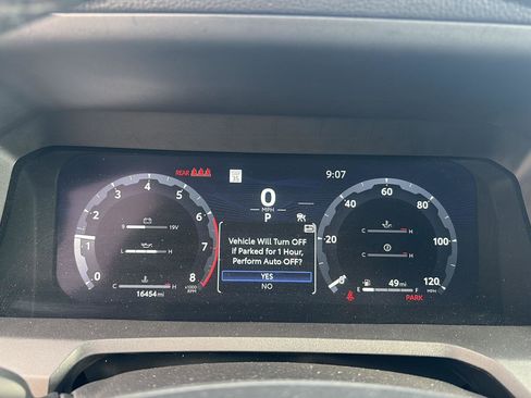 Used 2025 Toyota Tacoma TRD Off-Road AWD/4WD image 11