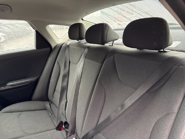Used 2025 Kia K4 FWD image 21