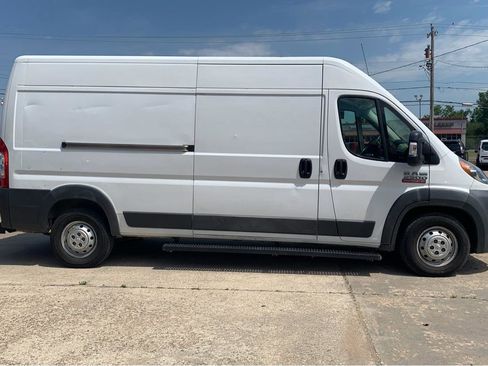 Used 2015 RAM ProMaster 2500 FWD image 4