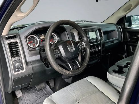 Used 2015 RAM 1500 Express RWD image 15