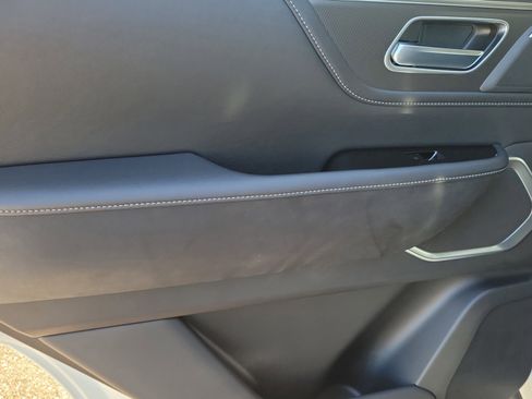 New 2026 INFINITI QX80 Luxe image 9