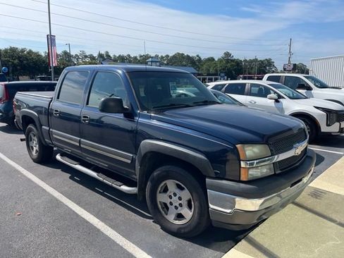 Used 2005 Chevrolet Silverado 1500 4x4 Crew Cab w/ Light Duty Power Package image 1