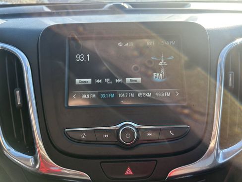 Used 2018 Chevrolet Equinox LT AWD/4WD image 18