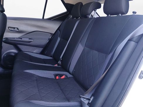 Used 2020 Nissan Kicks SV FWD image 22