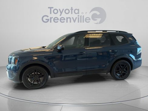 Used 2025 Kia Telluride SX X-Line AWD/4WD image 2