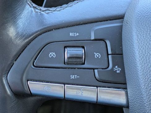 Used 2024 Cadillac XT4 Premium Luxury image 27