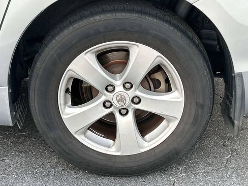 Used 2011 Toyota Sienna FWD image 12