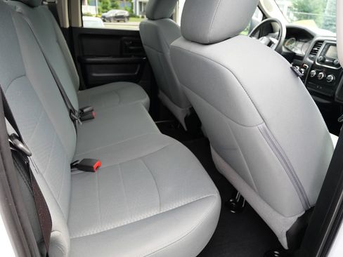 Used 2018 RAM 1500 Express w/ Express Value Package AWD/4WD image 25