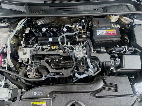 Used 2025 Toyota Corolla LE FWD image 30