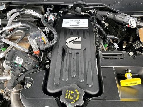 New 2026 RAM 3500 Laramie w/ Towing Technology Group image 19