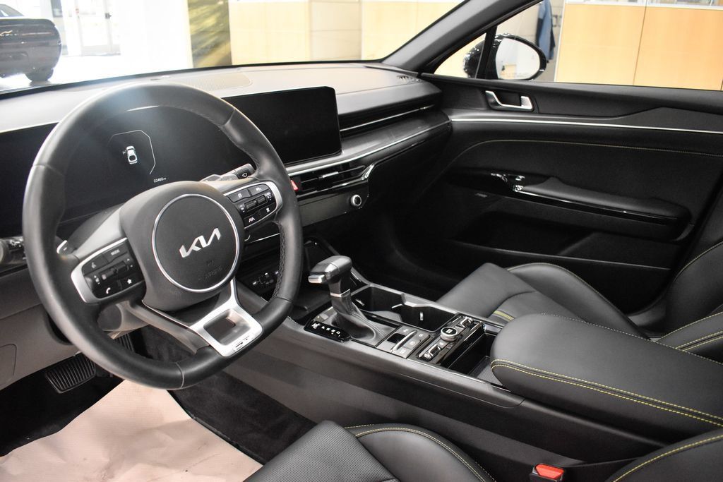 Used 2025 Kia K5 GT w/ GT1 Package FWD image 20