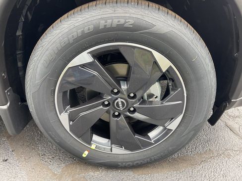 New 2026 Nissan Rogue SV image 30