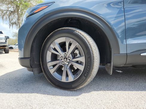 Used 2025 Ford Explorer Active w/ Active Comfort Package image 35