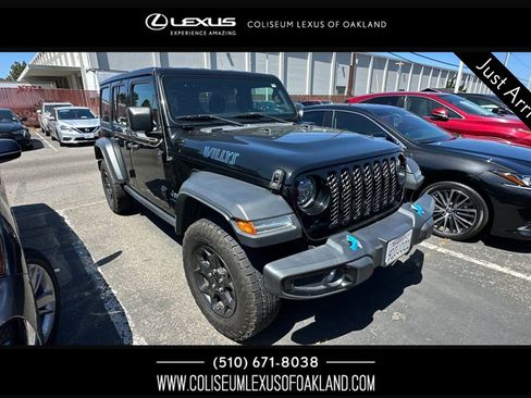 Used 2023 Jeep Wrangler Unlimited AWD/4WD image 1