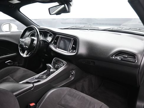Used 2019 Dodge Challenger GT w/ Plus Package RWD image 38