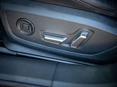 Used 2023 Audi RS 6 AWD/4WD image 30