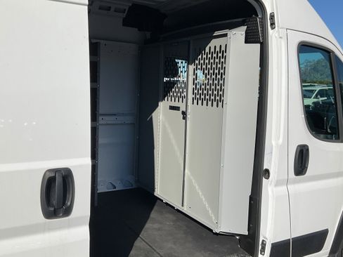 New 2025 RAM ProMaster 2500 w/ Convenience Group image 10