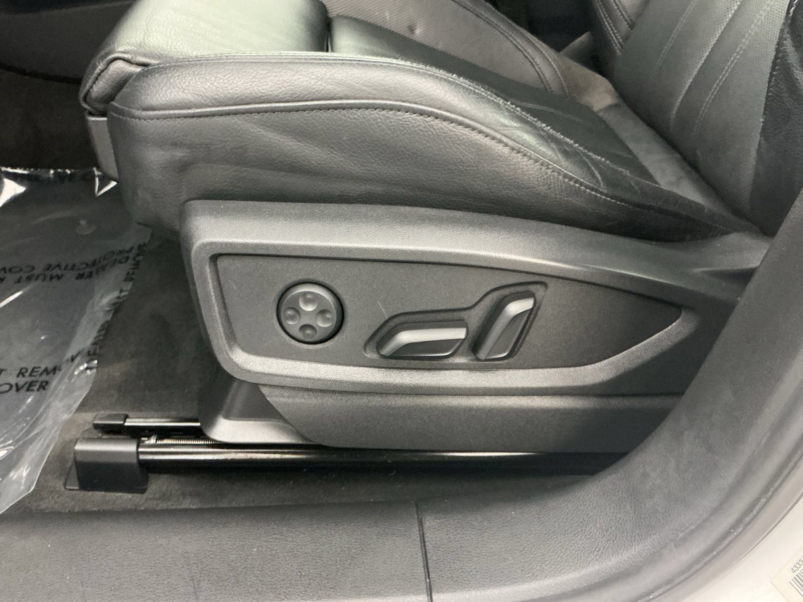 Used 2018 Audi Q5 2.0T Premium Plus w/ Premium Plus Package AWD/4WD image 13