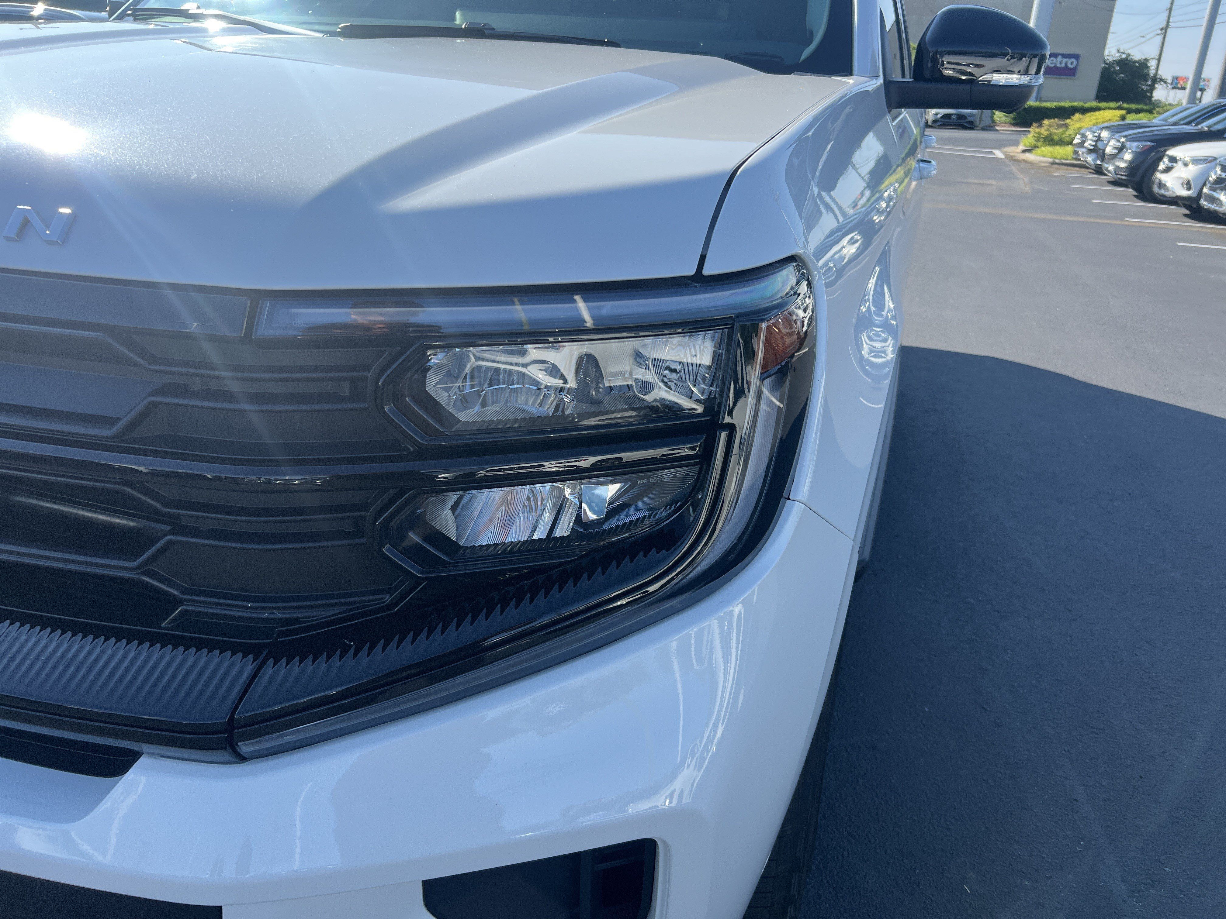 Used 2025 Ford Expedition Max Active AWD/4WD image 6