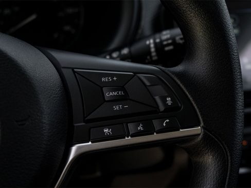 New 2024 Nissan Kicks SV w/ Exterior Package image 14