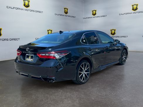 Used 2023 Toyota Camry SE w/ Protection Package (Q2) (TMS) FWD image 2