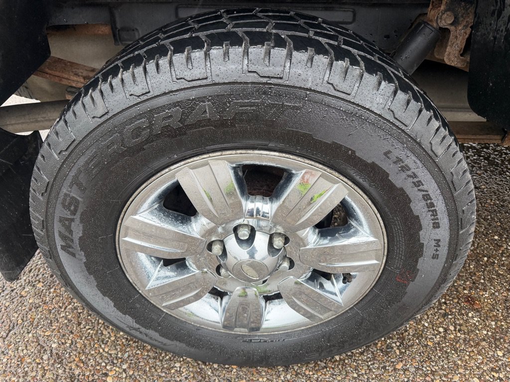 Used 2011 Ford F150 XLT w/ XLT Chrome Pkg AWD/4WD image 17