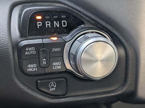 Used 2022 RAM 1500 Laramie w/ Sport Appearance Package image 11