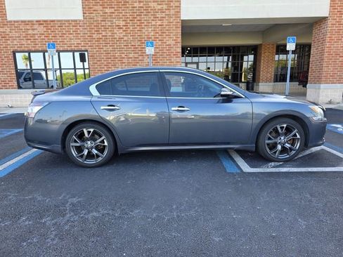 Used 2013 Nissan Maxima 3.5 SV w/ Sport Pkg FWD image 4