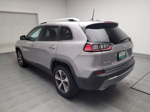 Used 2019 Jeep Cherokee Limited w/ Luxury Group image 5