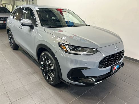 New 2026 Honda HR-V EX-L image 2