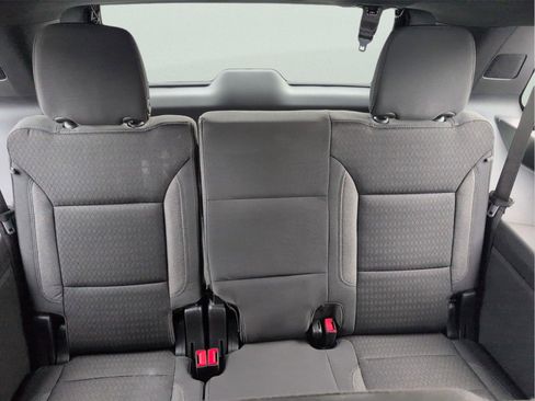 Used 2025 Chevrolet Tahoe LS image 30