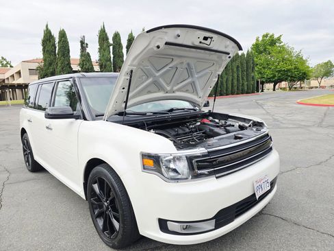 Used 2019 Ford Flex SEL w/ Equipment Group 202A FWD image 4