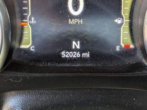 Used 2022 Jeep Gladiator Sport AWD/4WD image 19