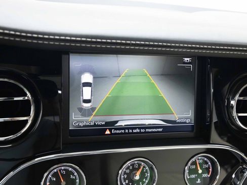 Used 2014 Bentley Mulsanne RWD image 32