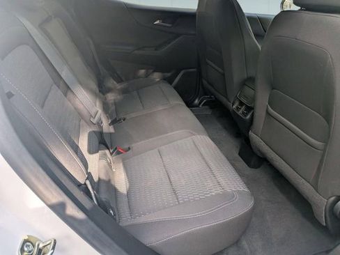 Used 2025 Chevrolet Equinox LT FWD image 24