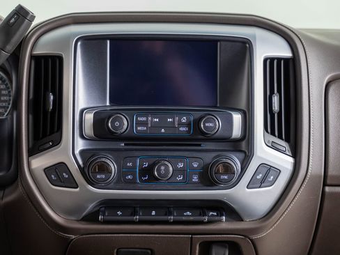 Used 2017 GMC Sierra 1500 SLT w/ Max Trailering Package image 34