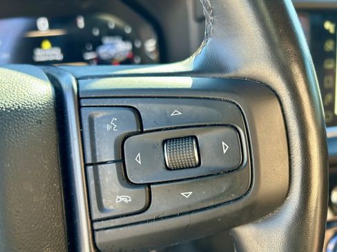 Used 2023 GMC Yukon Denali Ultimate image 22