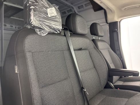 Used 2024 RAM ProMaster 2500 w/ Convenience Group FWD image 23